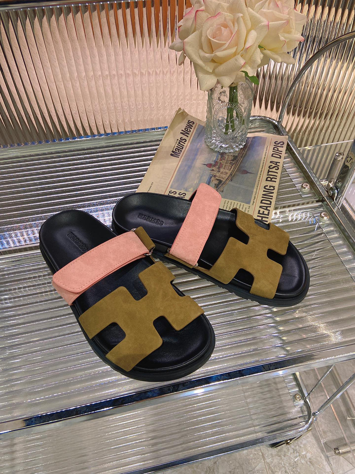 HERMES CHYPRE SANDAL ARMY MIX LIGHT PINK SUEDE
